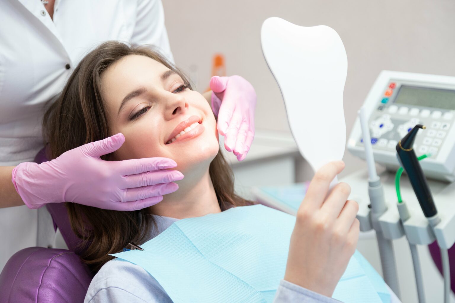 Cosmetic Dentist VS General Dentist