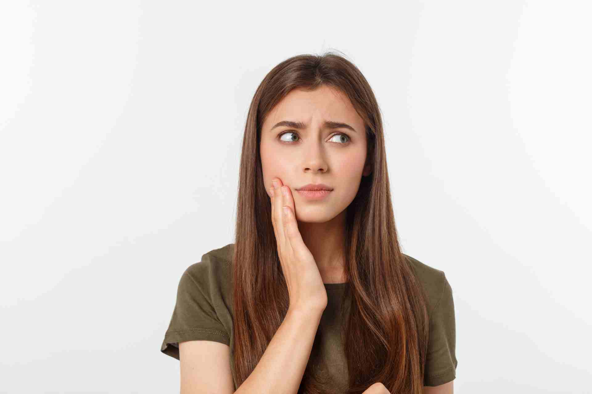 Why Does My Tooth Hurt When I Press On It?