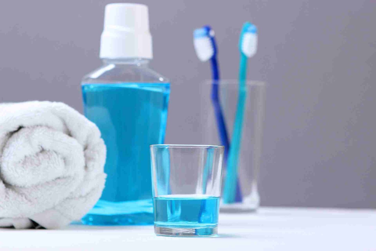 Why Does Mouthwash Burn? Understanding the Sensation