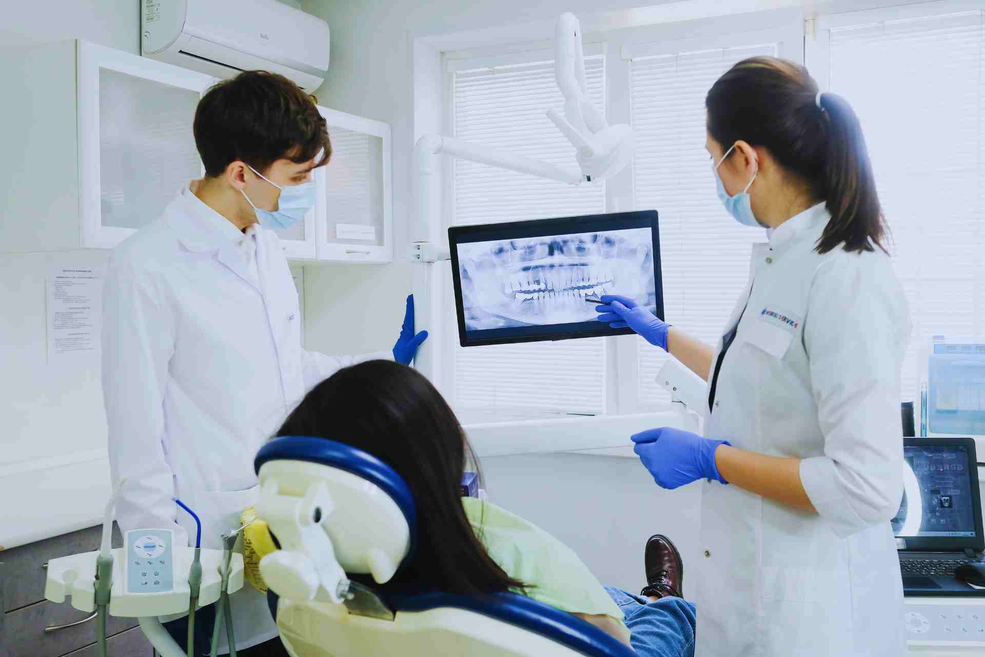 do-dentists-have-residency