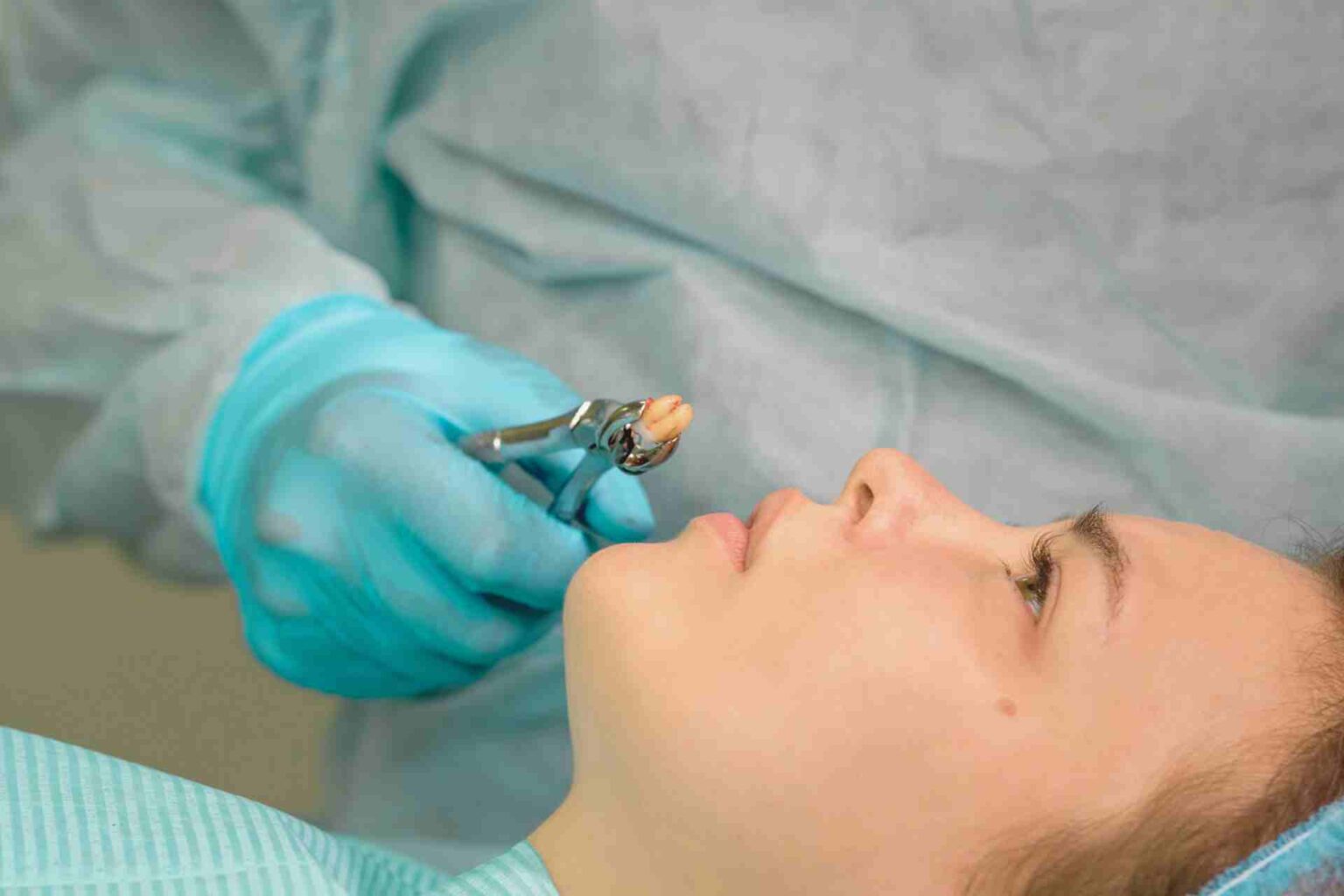 Can You Vape After Tooth Extraction? Risks & Recovery Tips